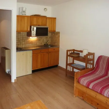 Apartment Idolatrable Aux Orres Pour 4, Acces Pistes, Balcon - Fr-1-322-132 Les Orres